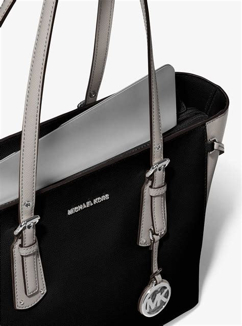 michael kors tas shopper voyager|Voyager Medium Crossgrain Leather Tote Bag .